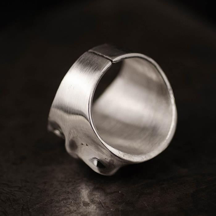 Silver Skull Ring With Cigar