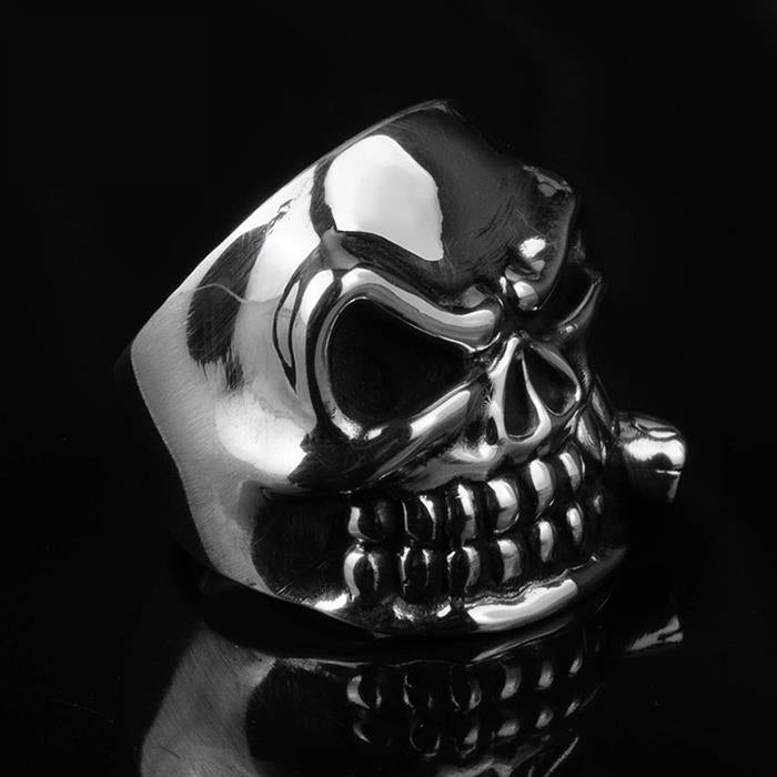 Silver Skull Ring With Cigar