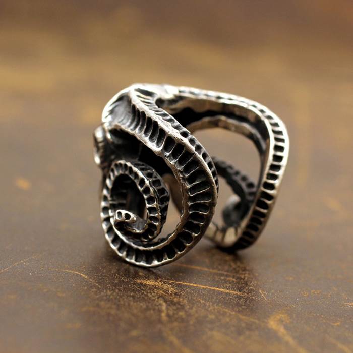 Silver Ram Skull Ring