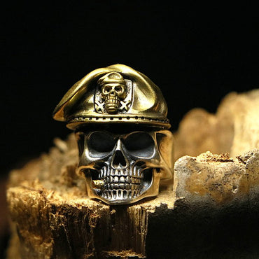 Skull Ring Cigar Beret